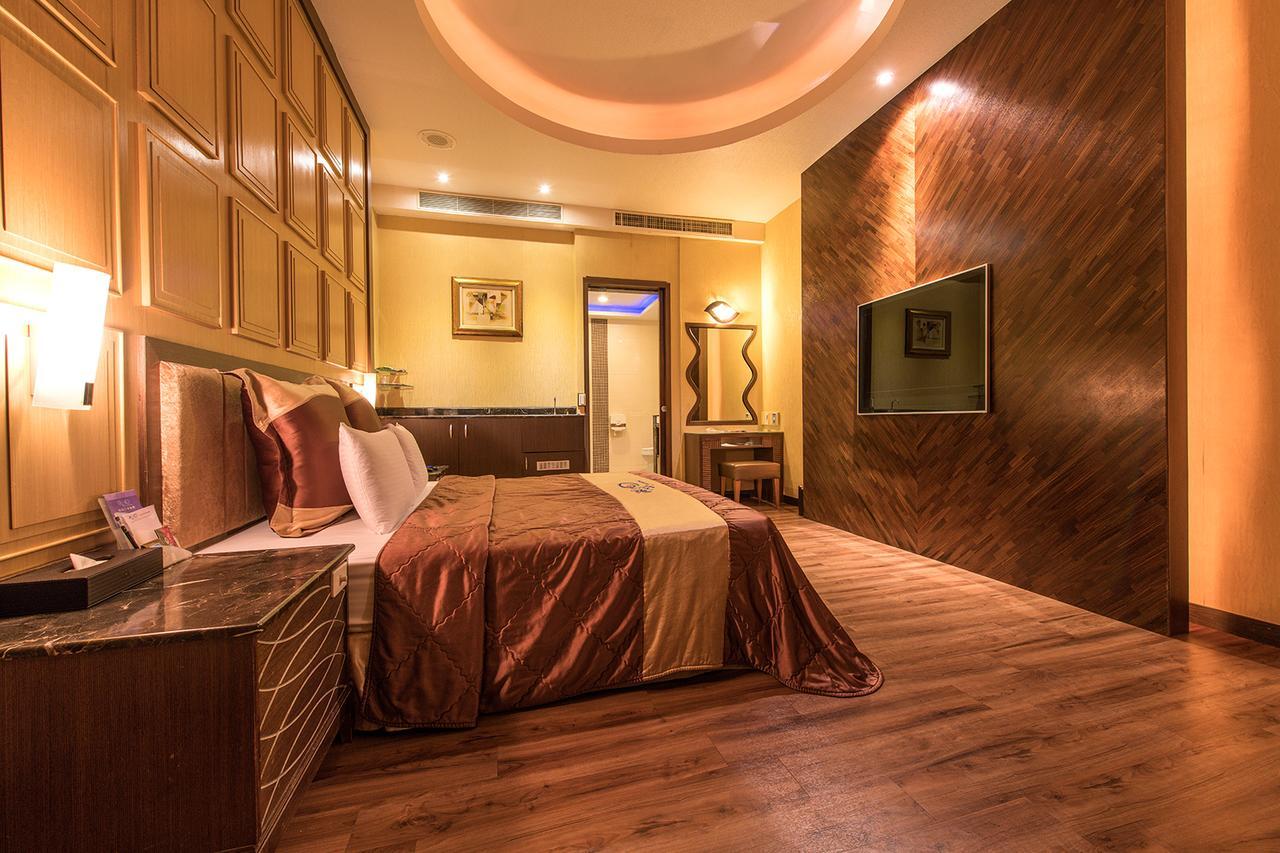 Hwu Meei Motel Tainan Buitenkant foto
