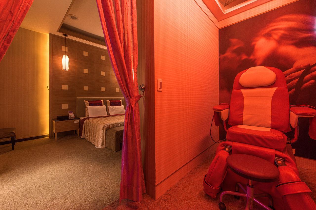 Hwu Meei Motel Tainan Buitenkant foto