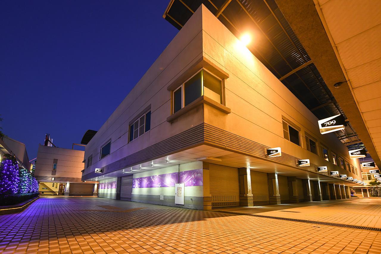 Hwu Meei Motel Tainan Buitenkant foto